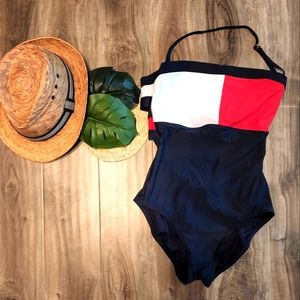 TH Colorblocked Criss-cross one piece swimsuit